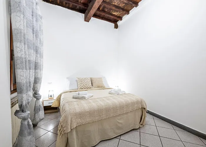The Luxor - Rosina Apartament